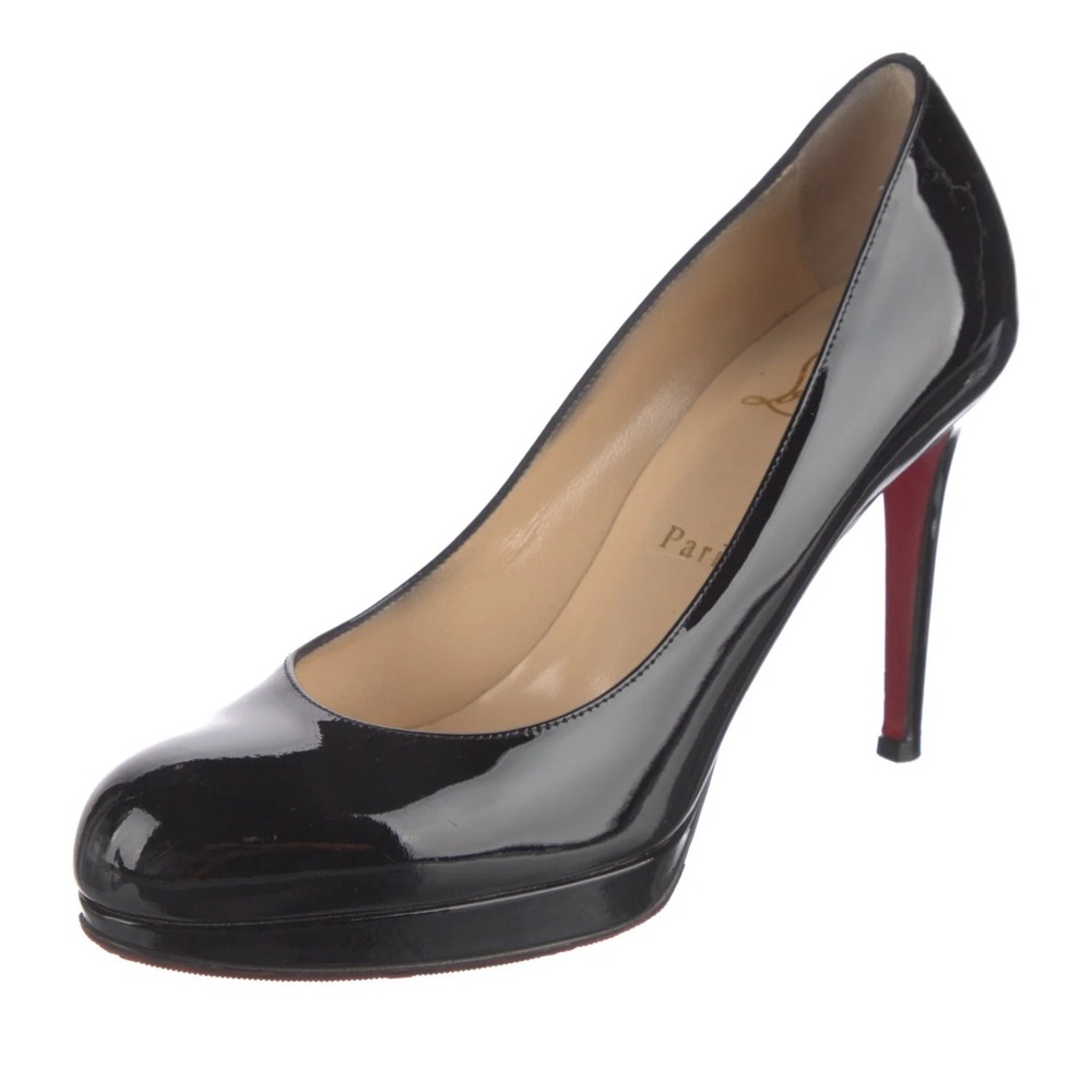 AUTHENTIC Christian Louboutin simple pump 90